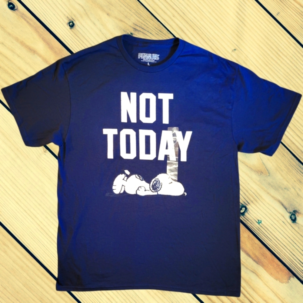 NWOT Snoopy "NOT TODAY" T-Shirt Size L